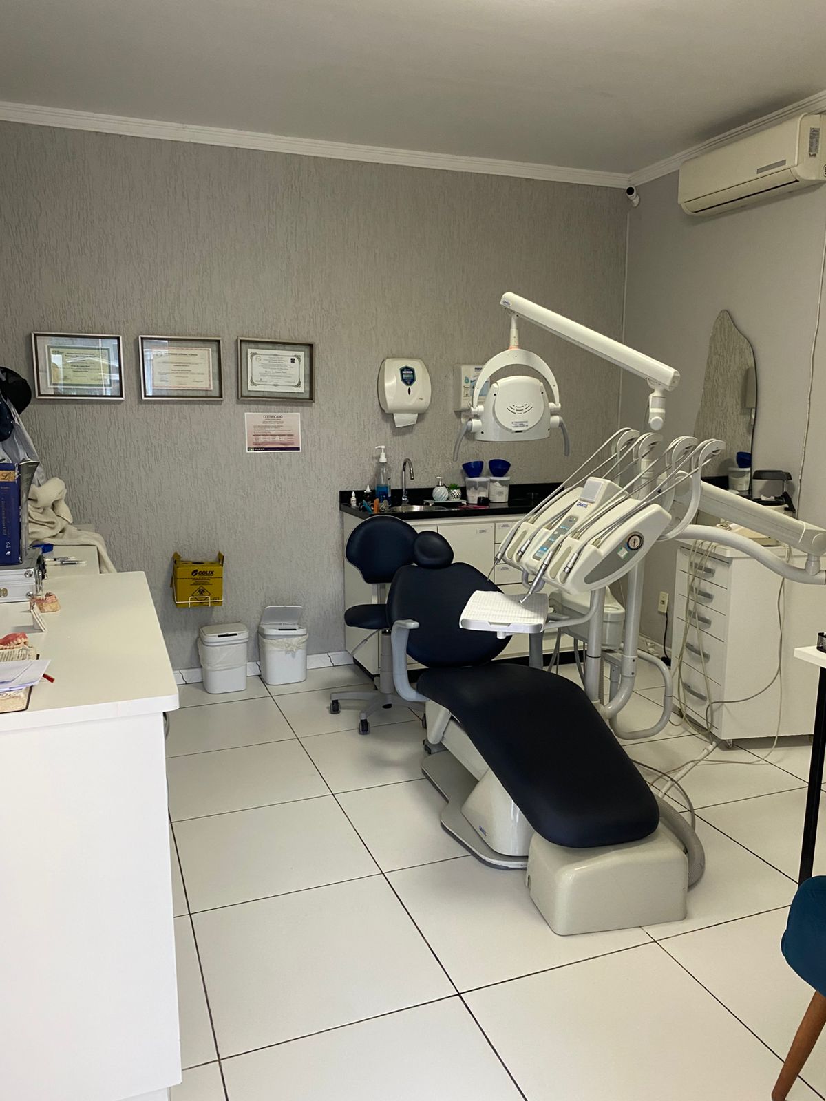 Consultório odontológico preparado para o atendimento